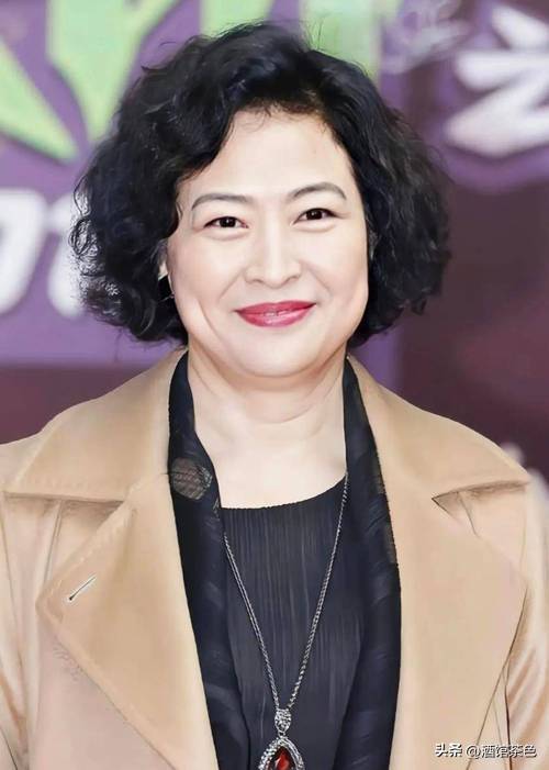 错在北京豪宅请客装修很有品味老公罕见亮相AG真人百家家乐APP67岁许娣近况不(图3)